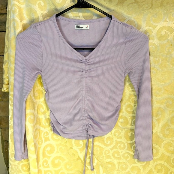 Girl’s Fall Longe Sleeve Top - Picture 1 of 3